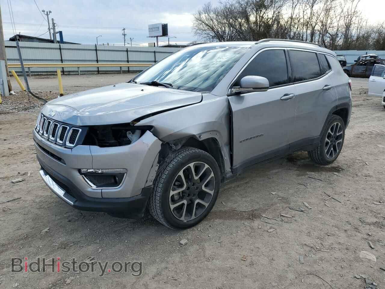 Фотография 3C4NJDCB6HT632118 - JEEP COMPASS 2017