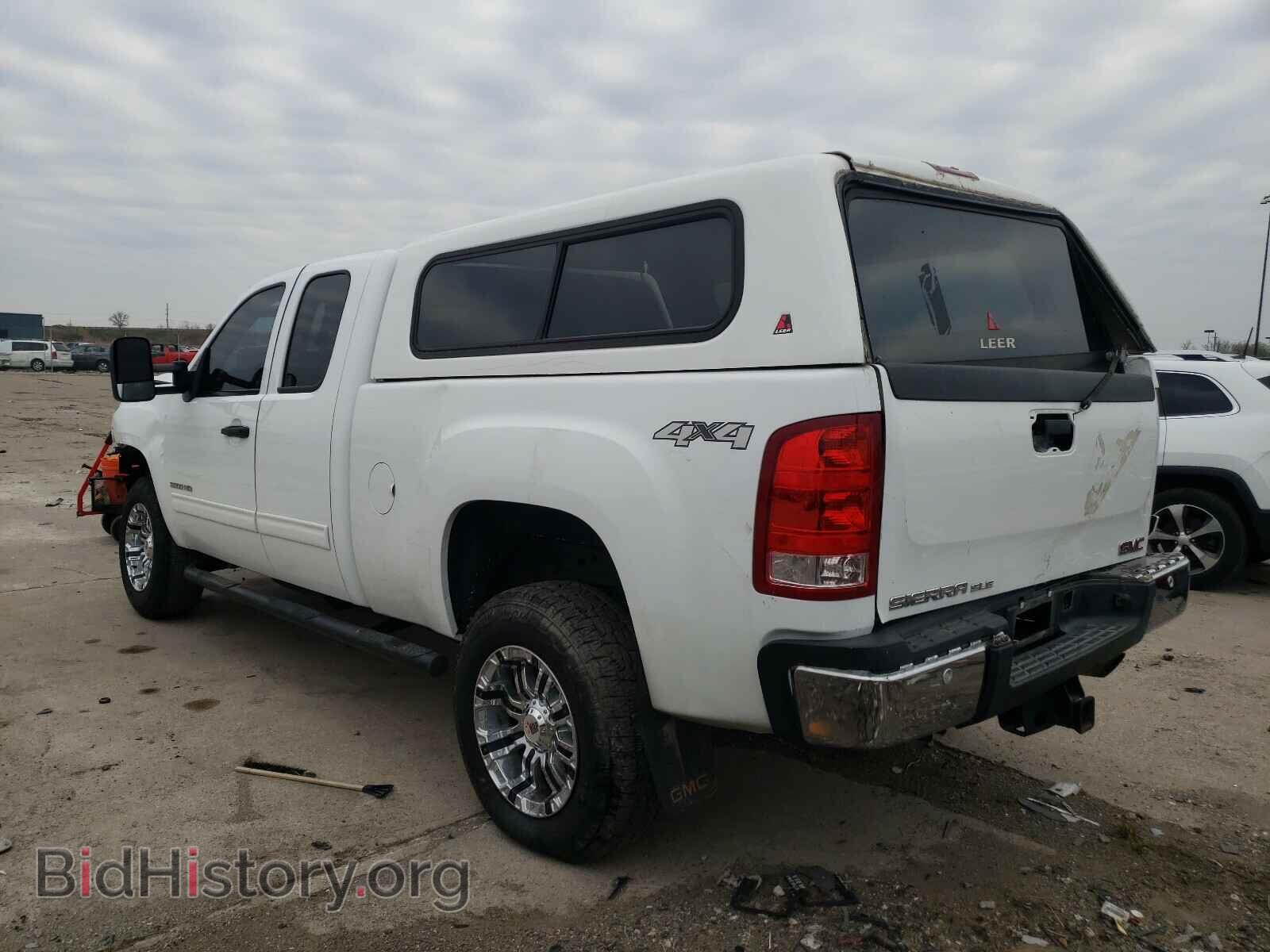 2011 GMC SIERRA - VIN: 1GT210CG0BZ140823 - Фото 3