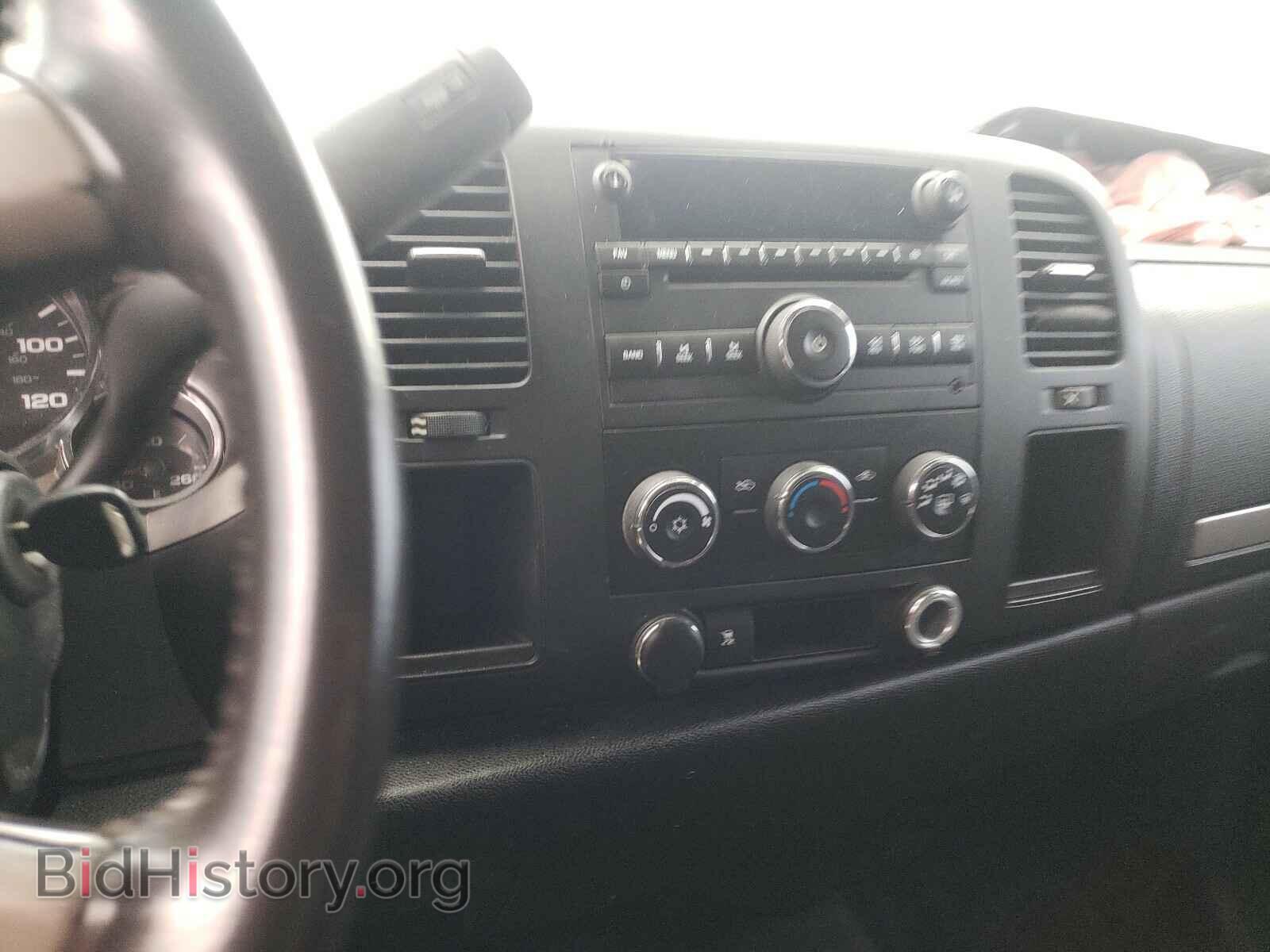 2011 GMC SIERRA - VIN: 1GT210CG0BZ140823 - Фото 9