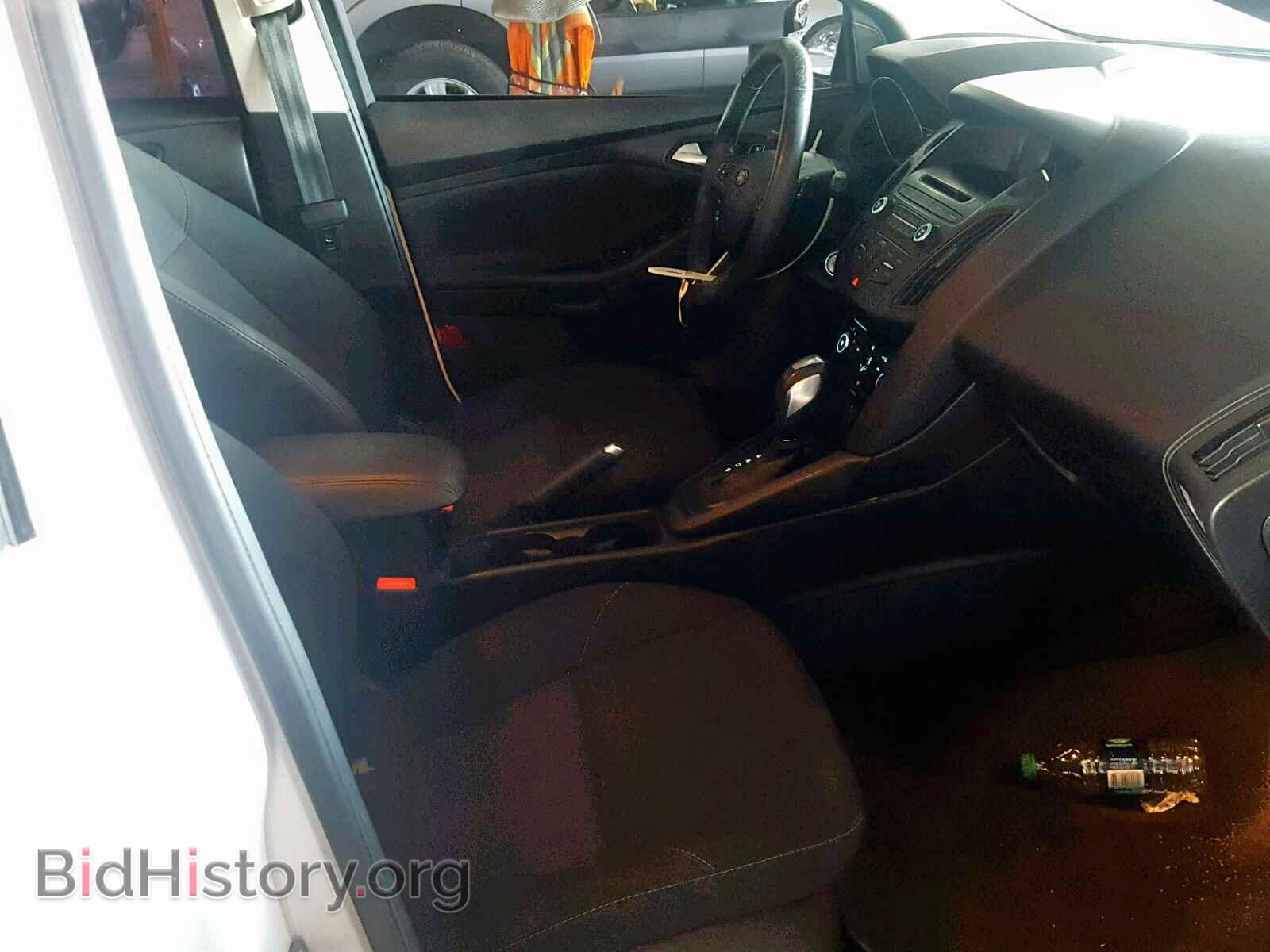 2016 FORD FOCUS SE - VIN: 1FADP3K25GL387916 - Фото 5