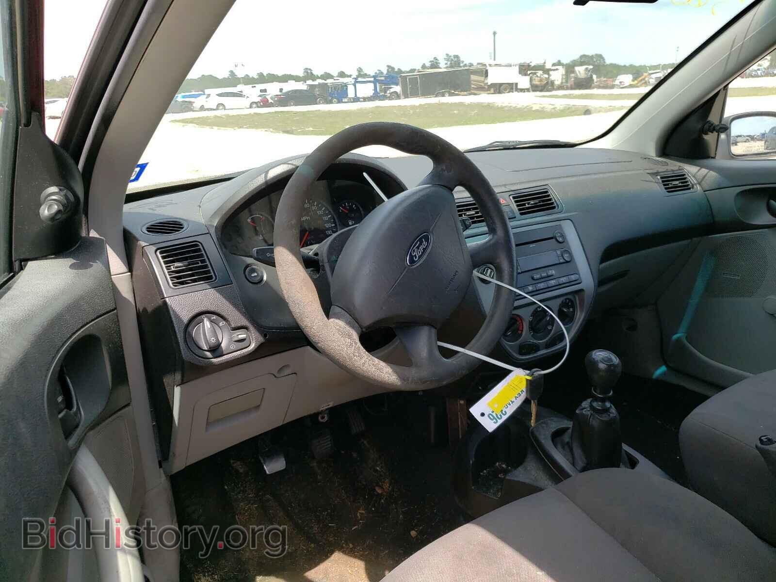 2006 FORD FOCUS - VIN: 1FAFP31N76W219342 - Фото 9