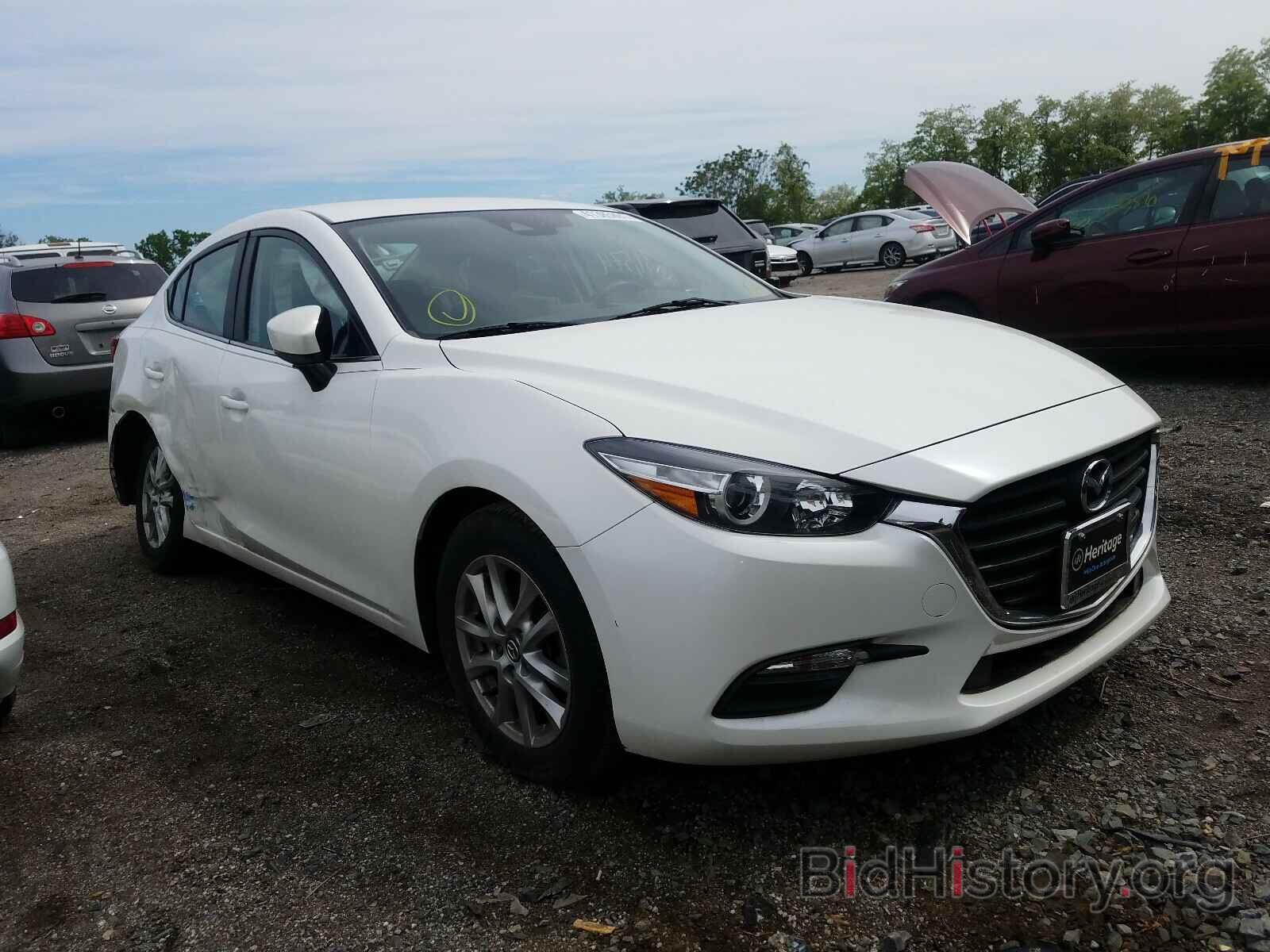 Photo 3MZBN1U79JM163233 - MAZDA 3 2018