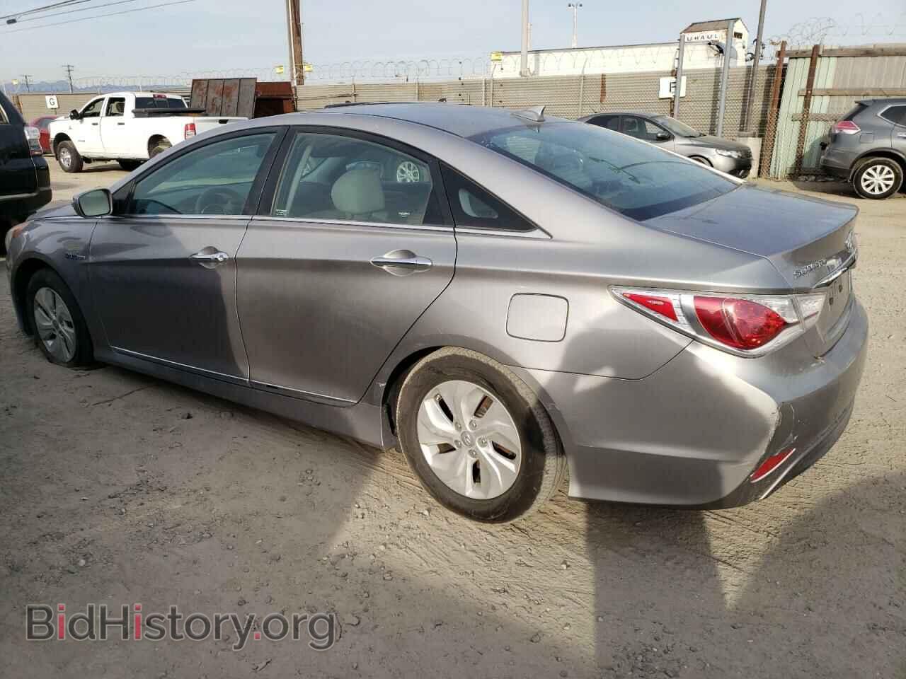 2013 HYUNDAI SONATA - VIN: KMHEC4A43DA069993 - Фото 2