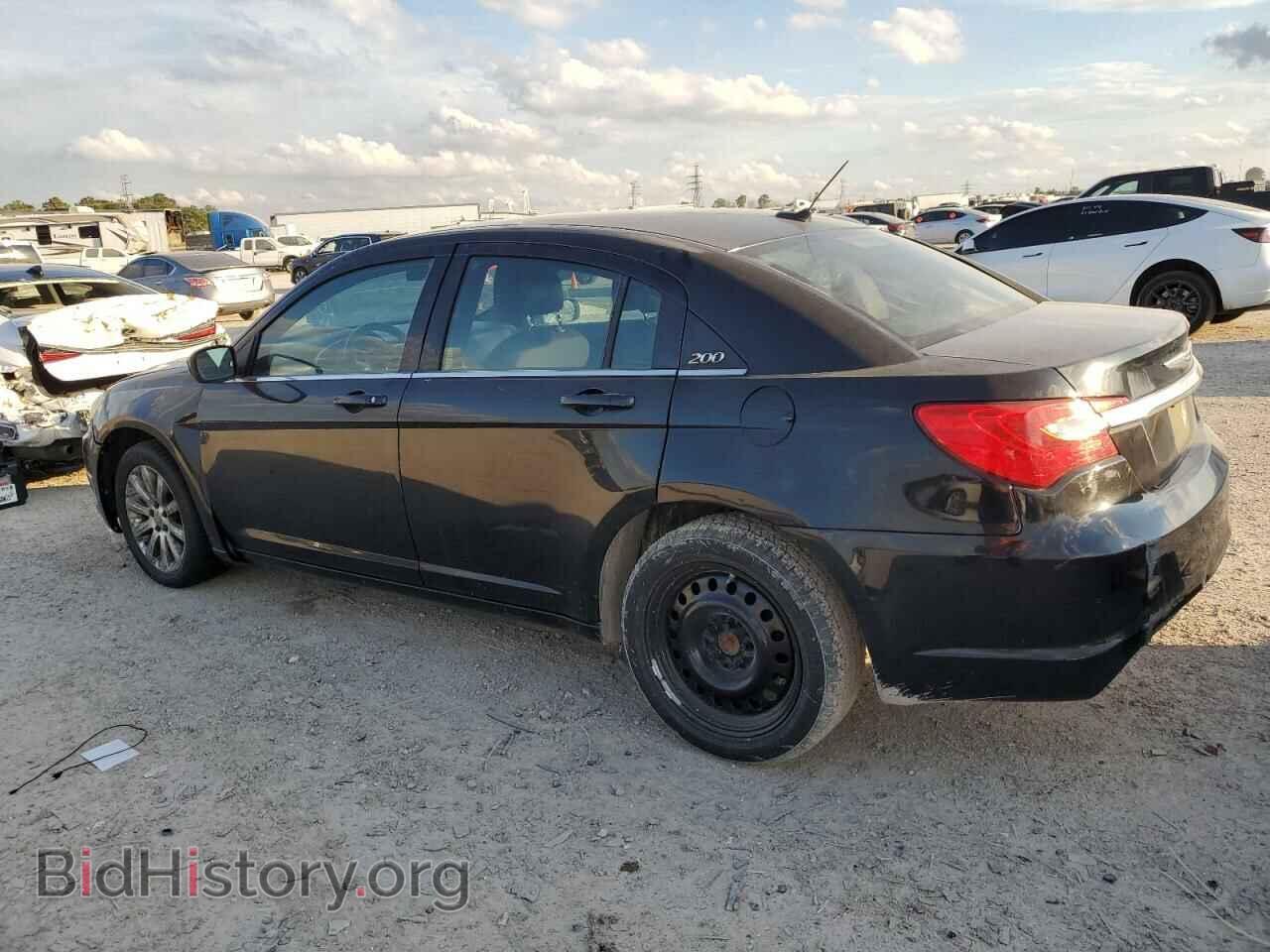 2013 CHRYSLER 200 - VIN: 1C3CCBBB7DN553532 - Фото 2