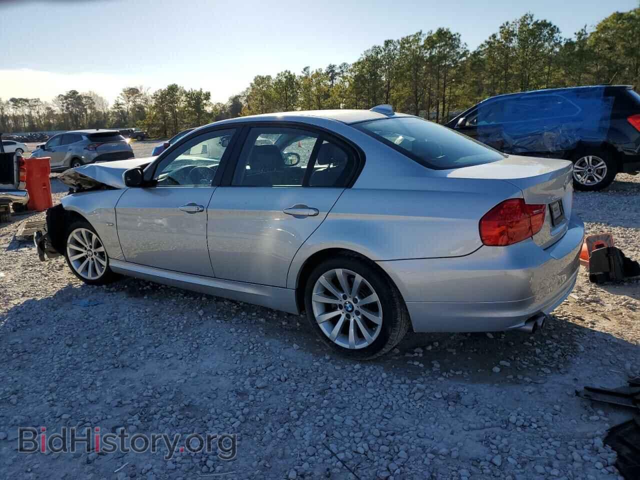 2011 BMW 3 SERIES - VIN: WBAPH7C55BE681850 - Фото 2