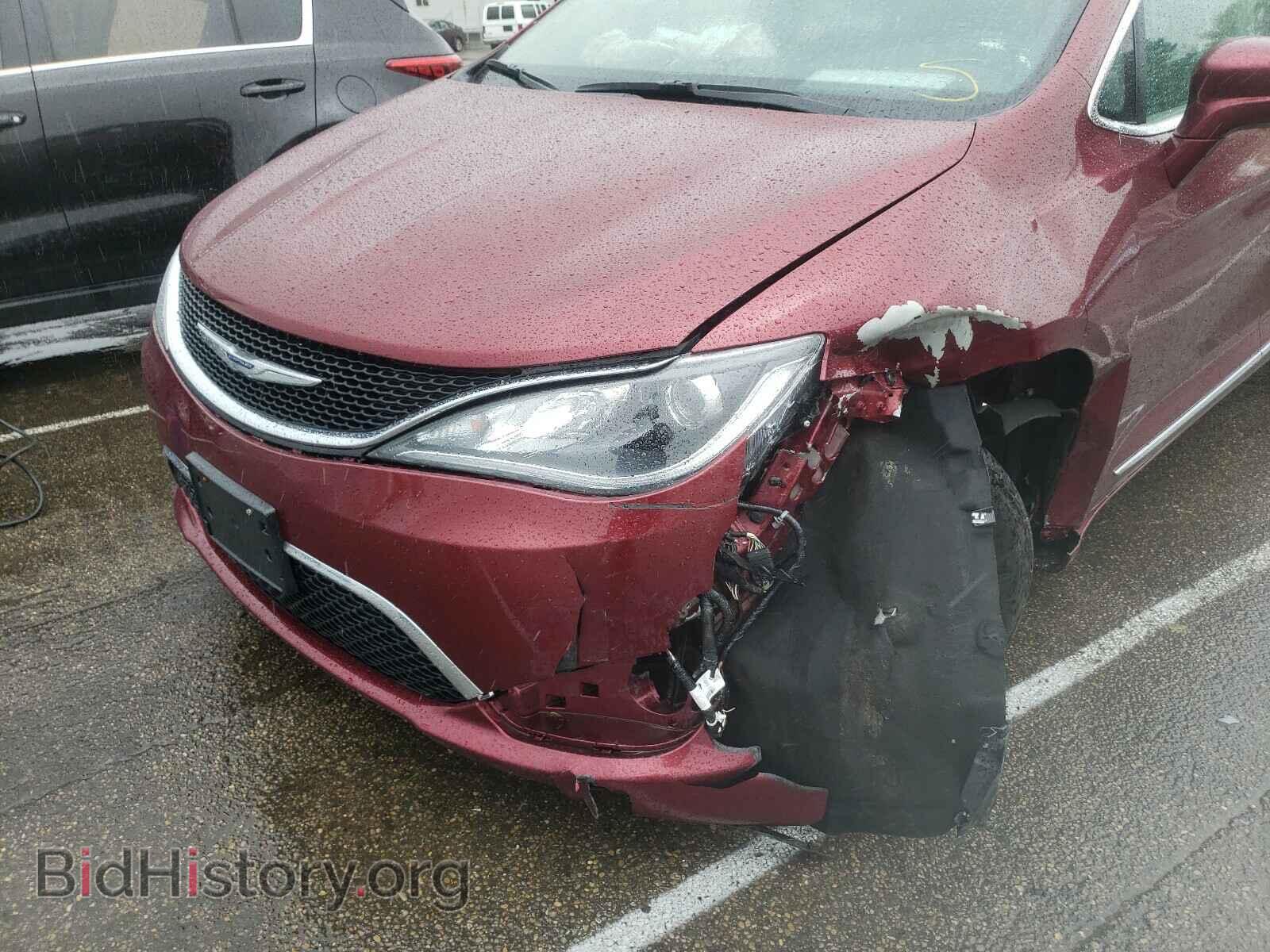 2018 CHRYSLER PACIFICA - VIN: 2C4RC1EG7JR104602 - Photo 9