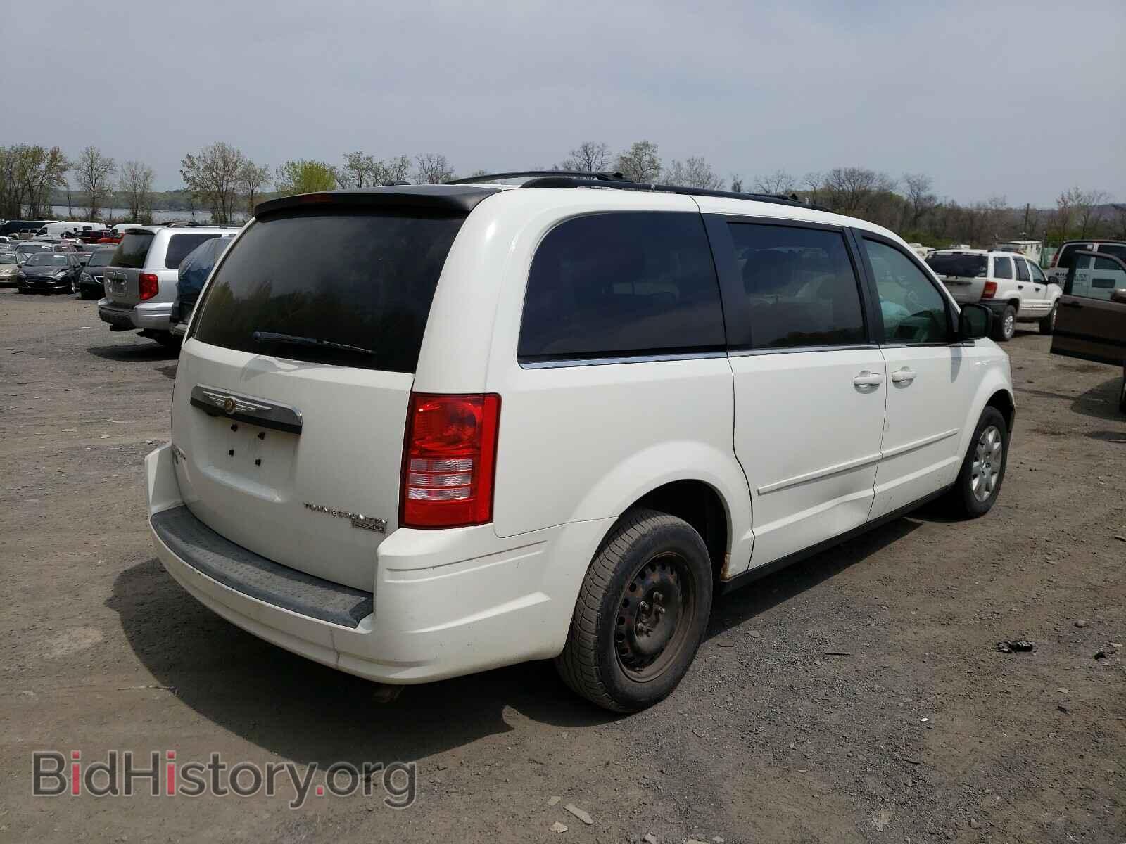 2009 CHRYSLER MINIVAN - VIN: 2A8HR44E49R629696 - Фото 4