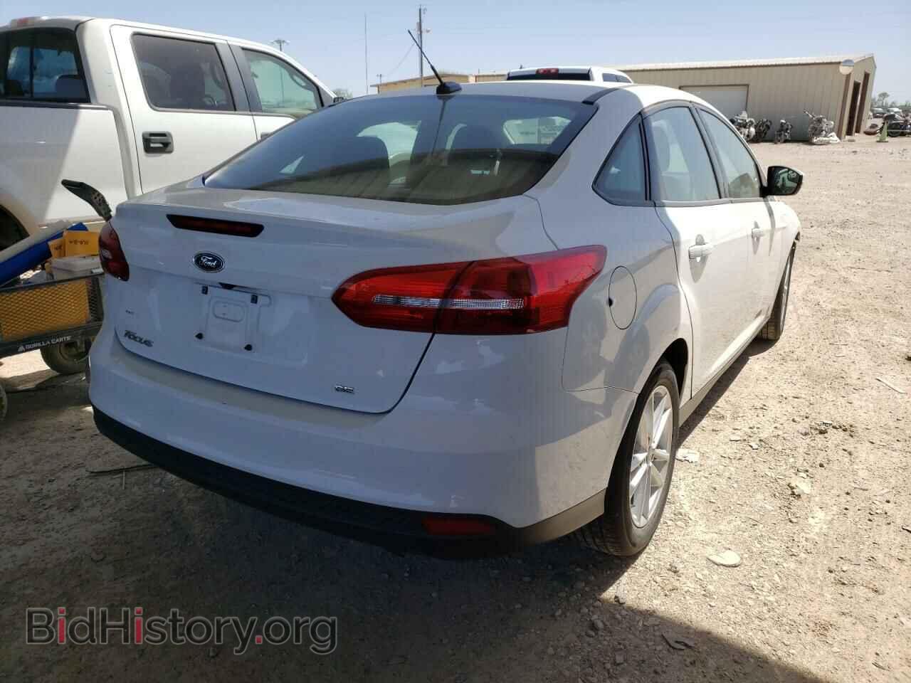 2017 FORD FOCUS - VIN: 1FADP3F25HL219382 - Фото 4
