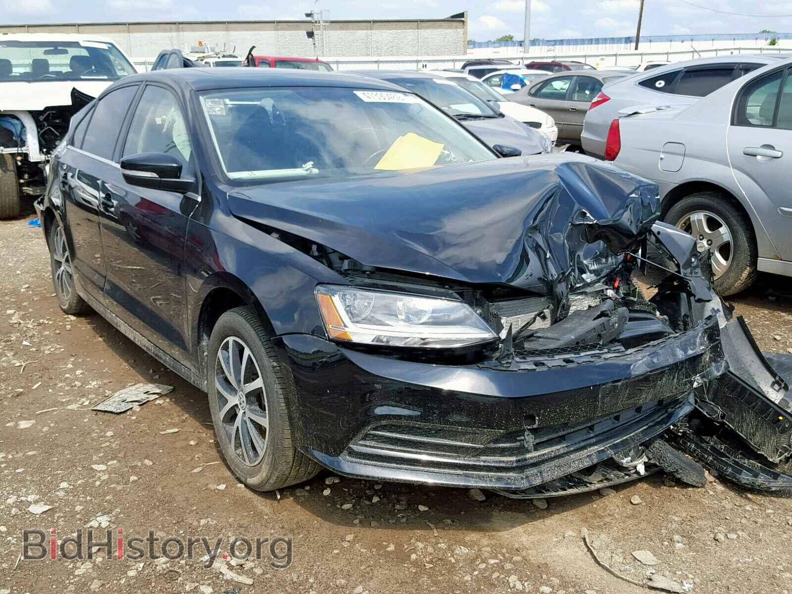 Фотография 3VWDB7AJ9HM413682 - VOLKSWAGEN JETTA 2017
