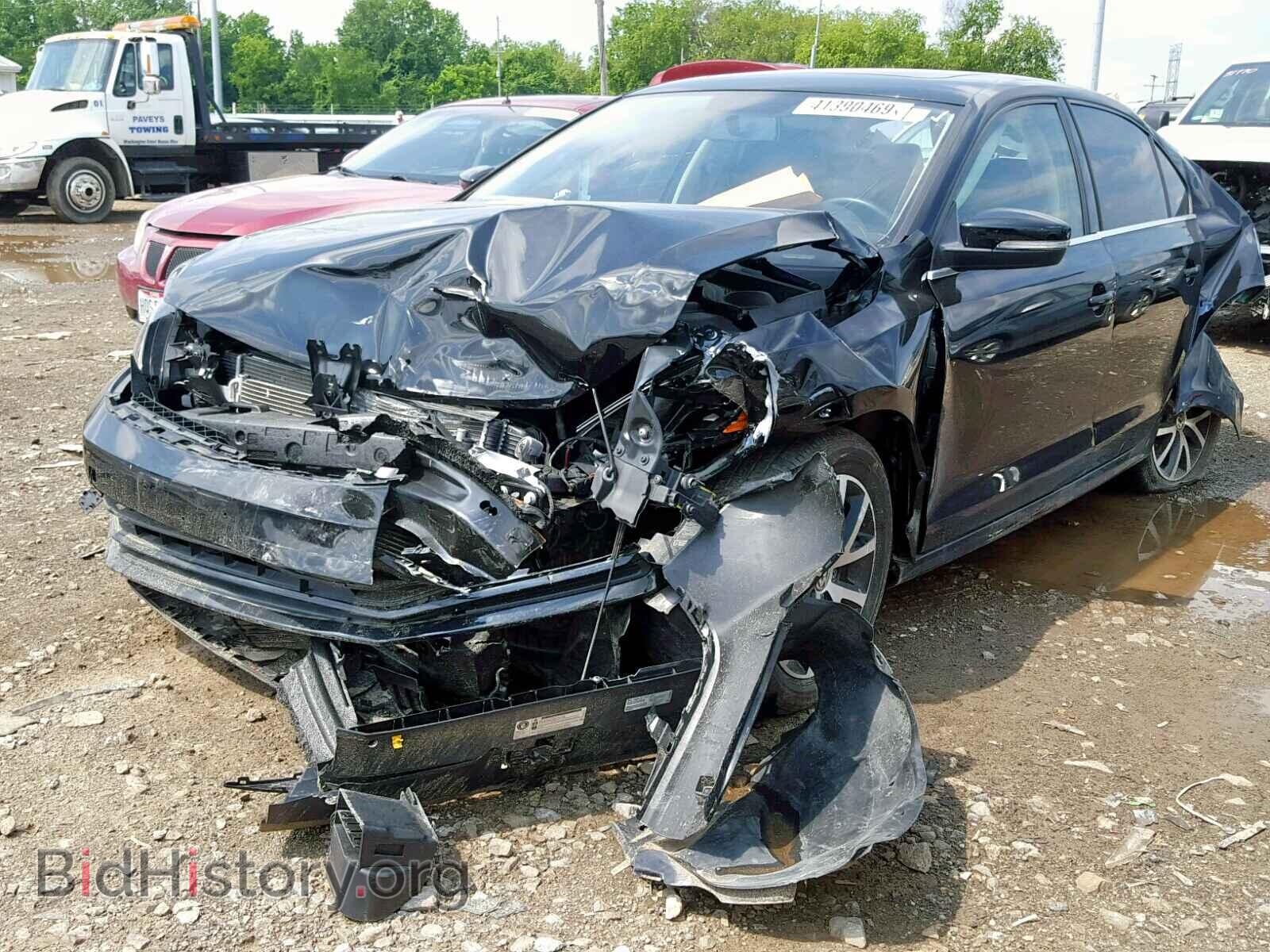 2017 VOLKSWAGEN JETTA - VIN: 3VWDB7AJ9HM413682 - Photo 2