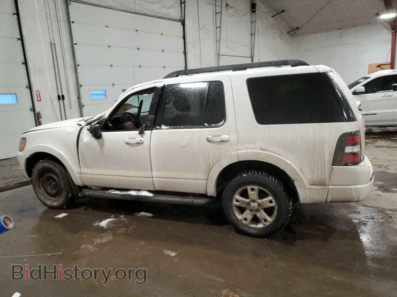 2010 FORD EXPLORER - VIN: 1FMEU7DE0AUA58446 - Фото 2
