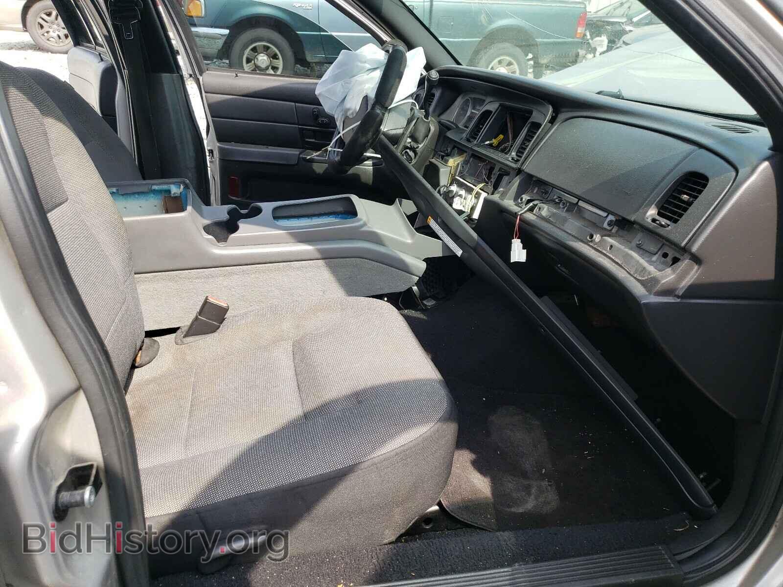 2008 FORD CROWN VIC - VIN: 2FAHP71VX8X103284 - Фото 5