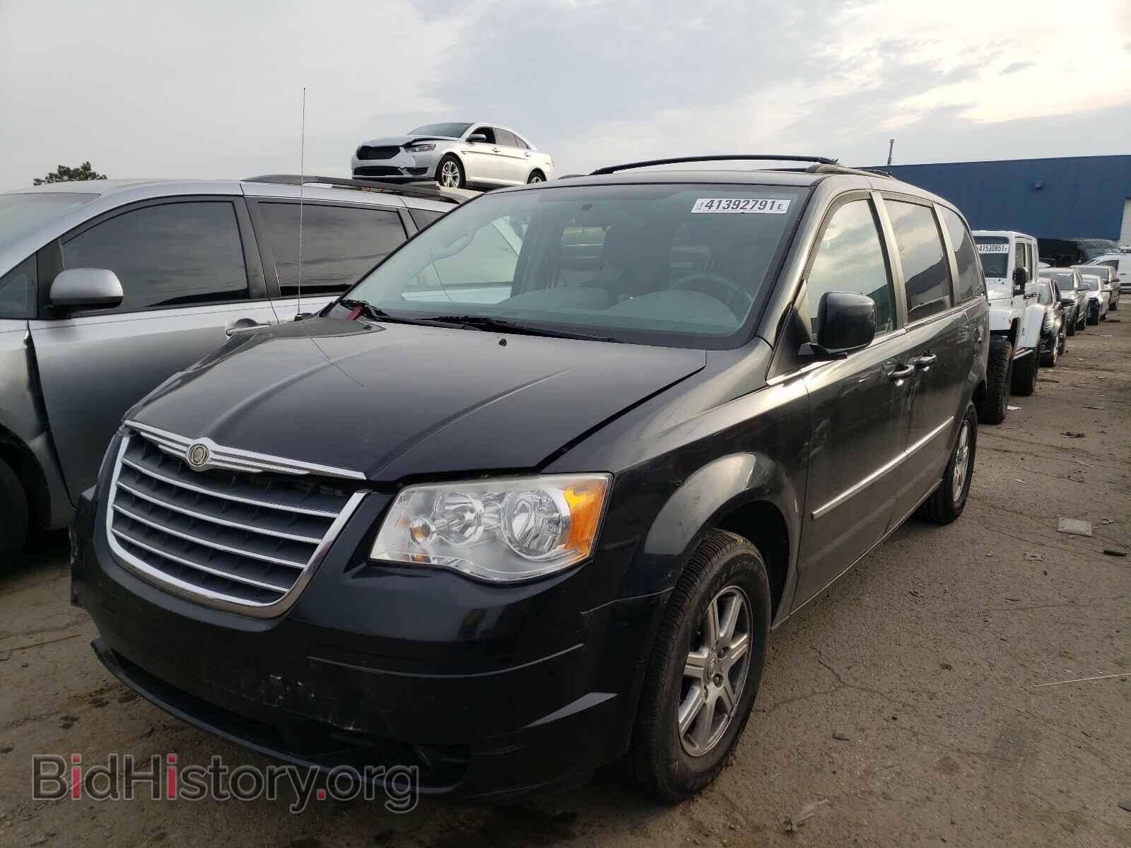 2010 CHRYSLER MINIVAN - VIN: 2A4RR5D19AR221322 - Photo 2