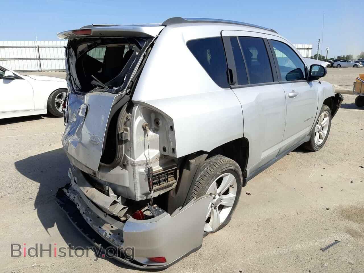 2011 JEEP COMPASS - VIN: 1J4NF1FB5BD135192 - Photo 4