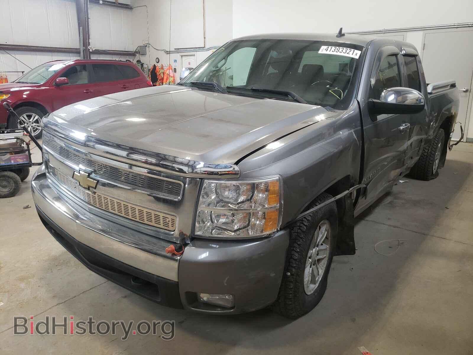 2007 CHEVROLET SILVERADO - VIN: 2GCEK19J171586756 - Фото 2