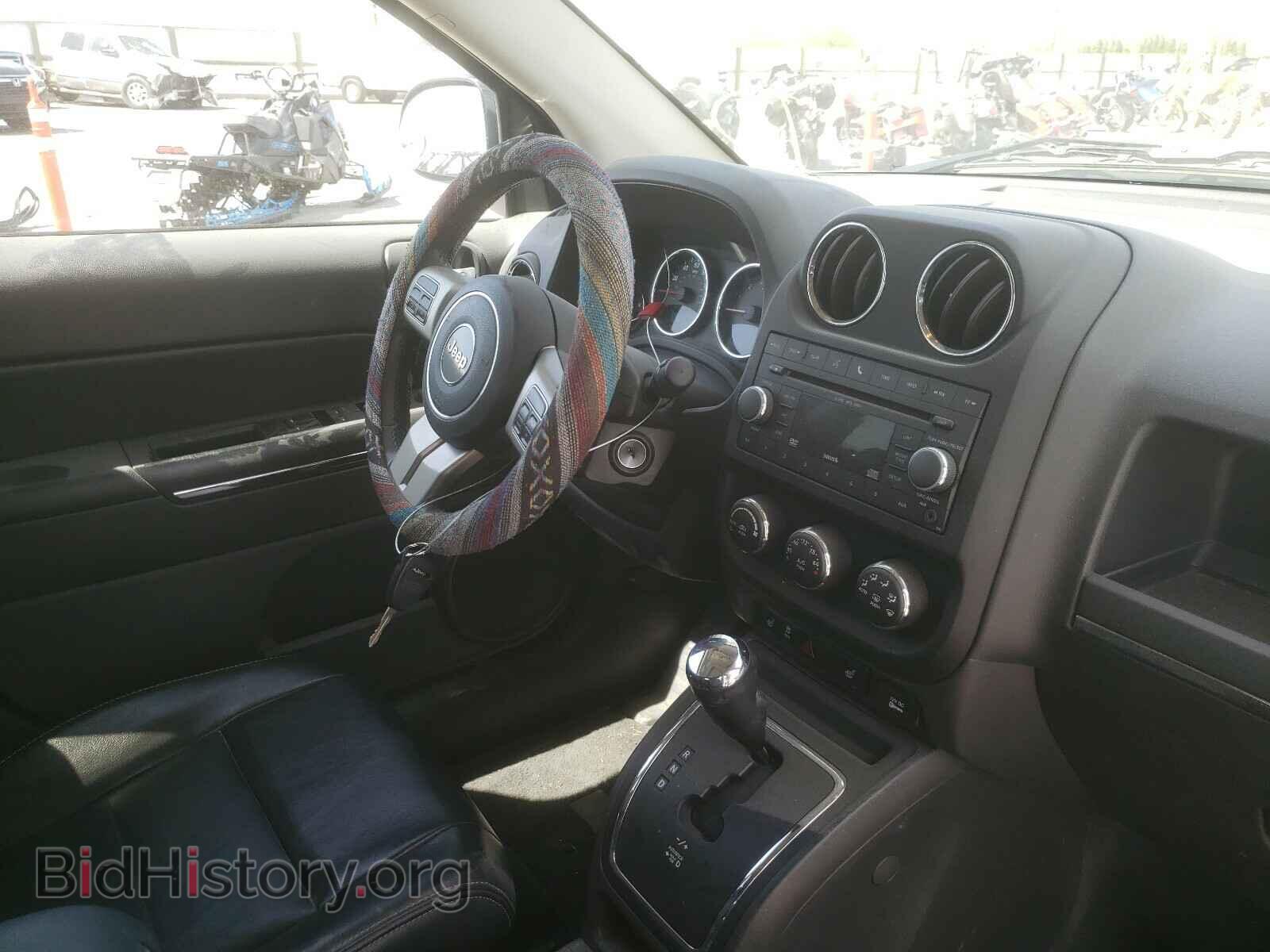 2011 JEEP COMPASS - VIN: 1J4NF5FB5BD257932 - Photo 9