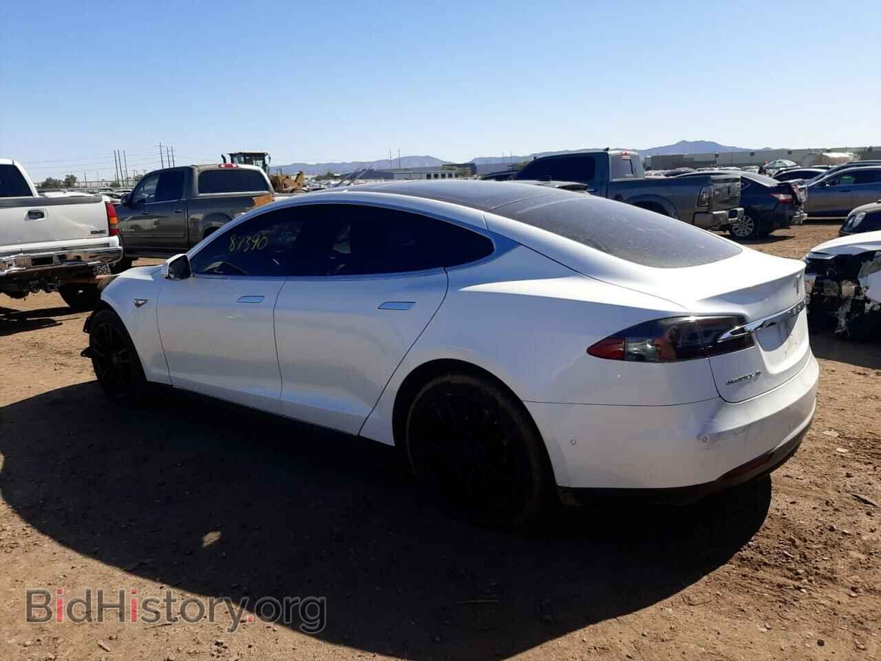 2015 TESLA MODEL S - VIN: 5YJSA1E10FF118122 - Photo 2