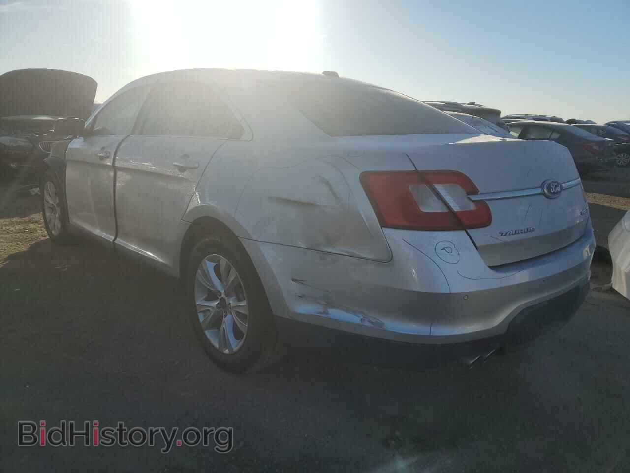 2011 FORD TAURUS - VIN: 1FAHP2HW9BG148022 - Фото 2