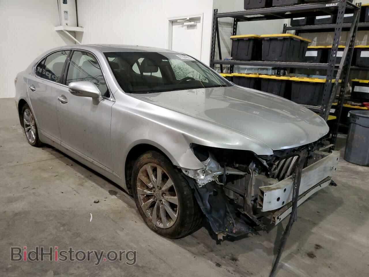2012 LEXUS LS460 - VIN: JTHBL5EFXC5111316 - Photo 4