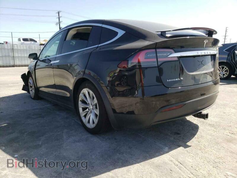 2016 Tesla MODEL X (VIN 5YJXCAE2XGF009032) — фото 3 из 10