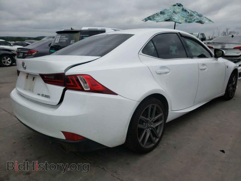 2014 Lexus IS (VIN JTHCF1D22E5000930) — фото 4 из 10