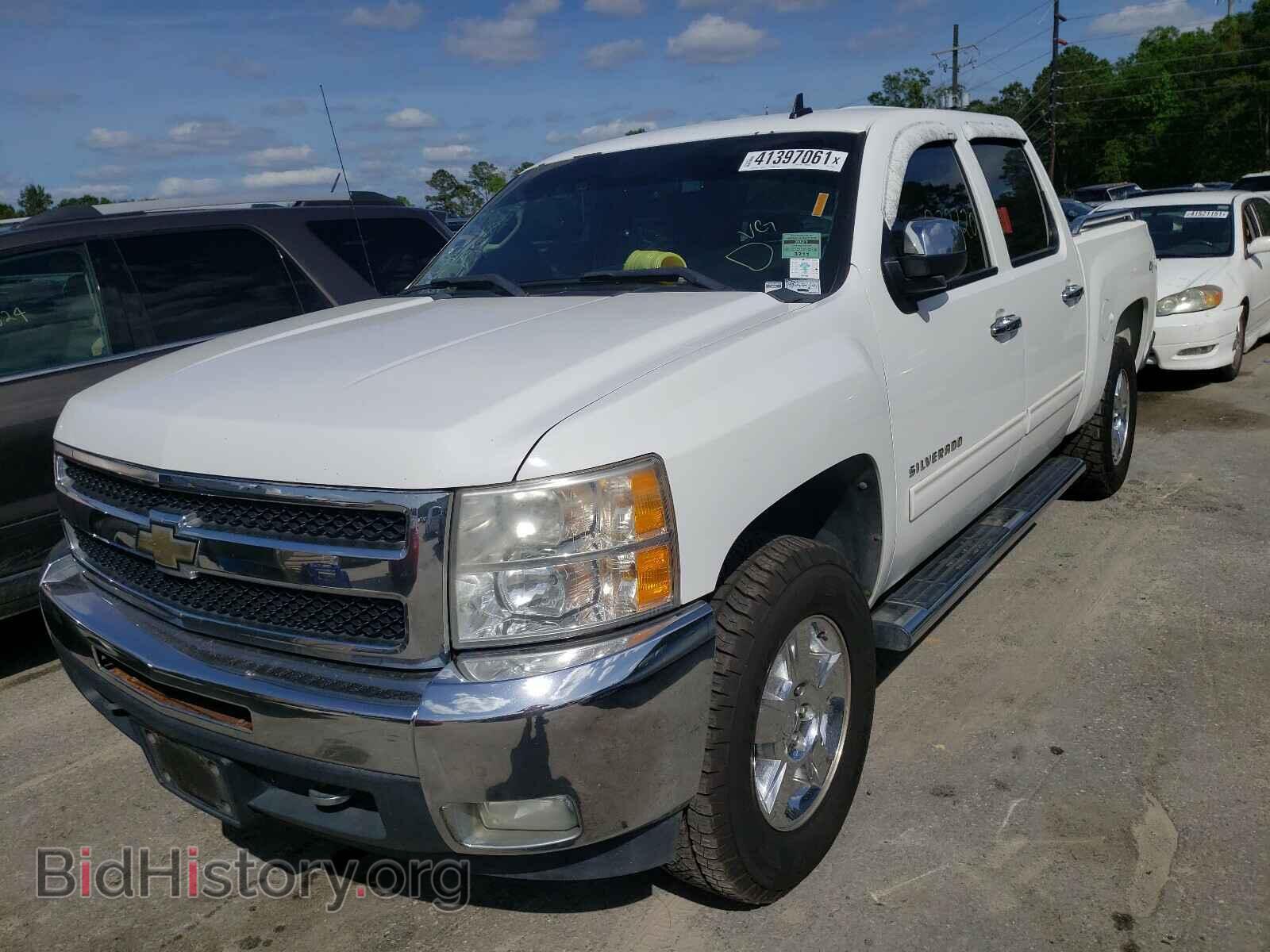 2011 CHEVROLET SILVERADO - VIN: 3GCPKSE30BG311952 - Фото 2