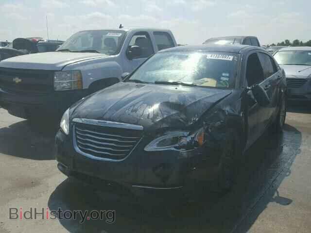 2013 CHRYSLER 200 - VIN: 1C3CCBAG5DN723559 - Фото 2