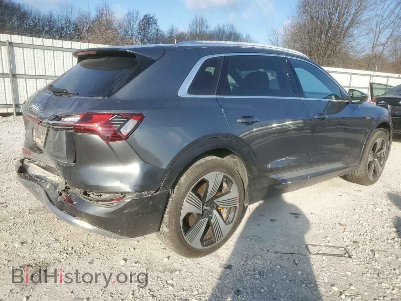2019 AUDI E-TRON - VIN: WA1VAAGE9KB005905 - Photo 3