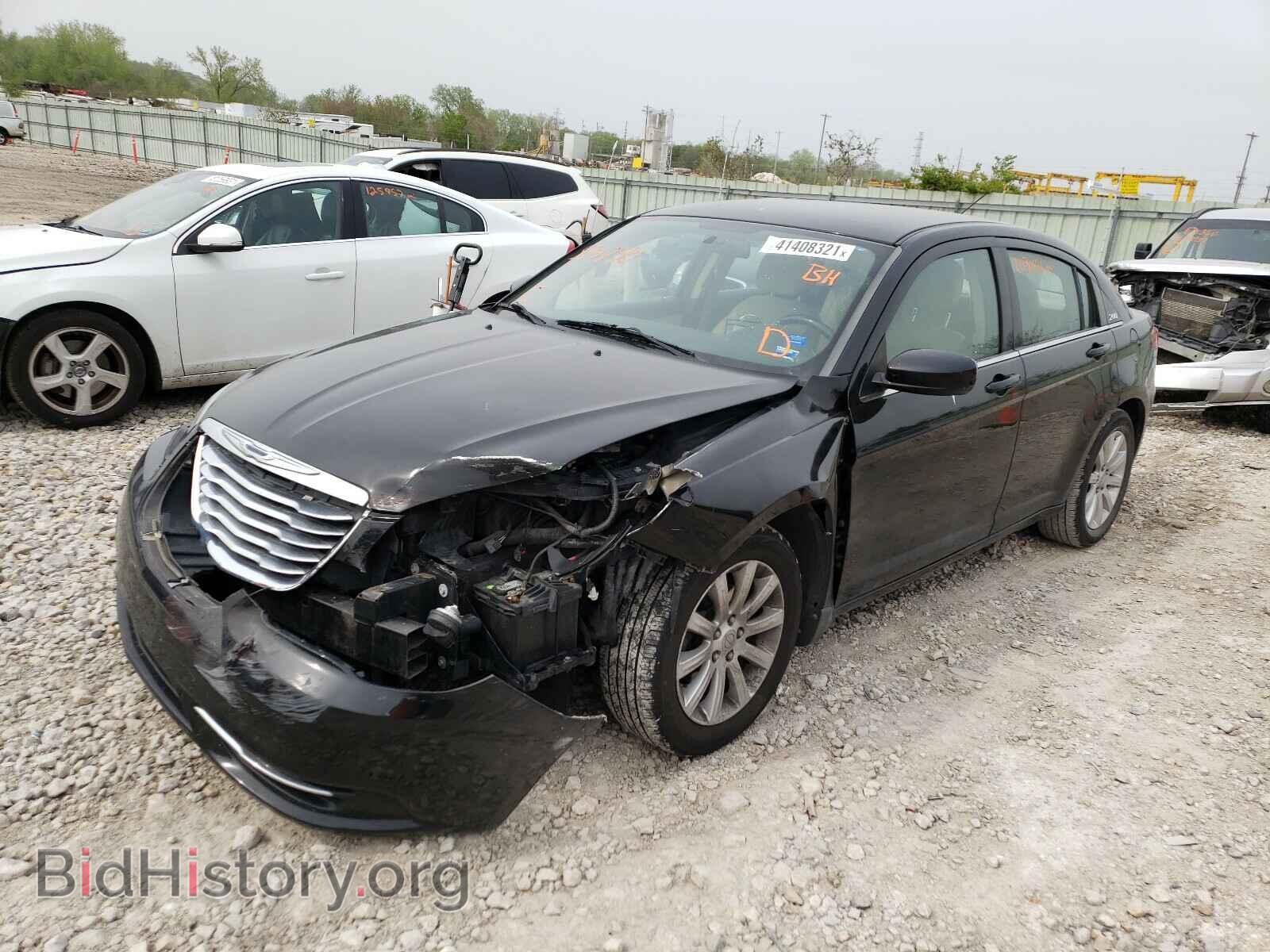 2011 CHRYSLER 200 - VIN: 1C3BC1FB5BN554790 - Фото 2