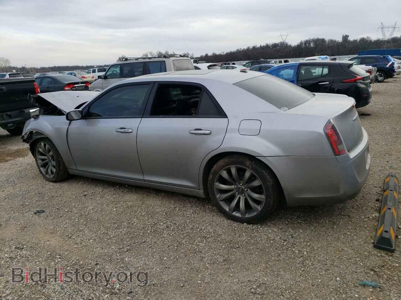 2014 CHRYSLER 300 - VIN: 2C3CCABT0EH352598 - Фото 2