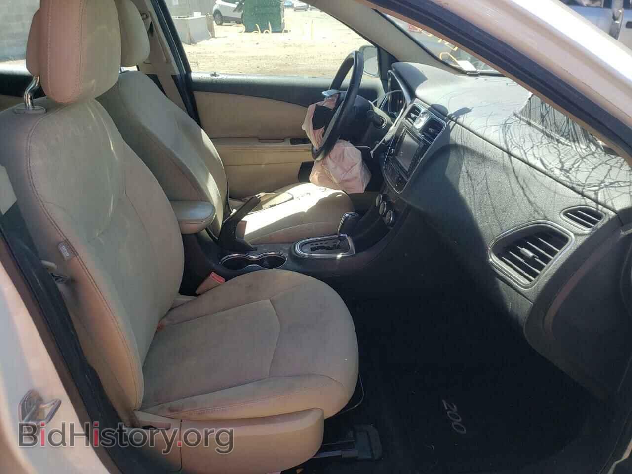 2012 CHRYSLER 200 - VIN: 1C3CCBCG2CN197788 - Фото 5