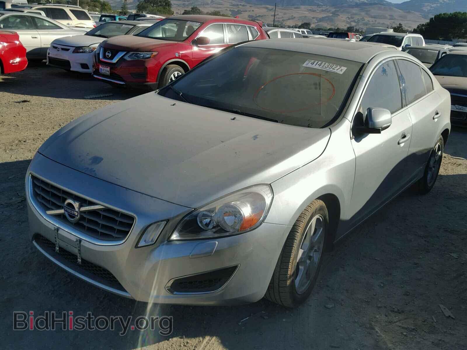 2013 VOLVO S60 - VIN: YV1612FS6D2205340 - Фото 2