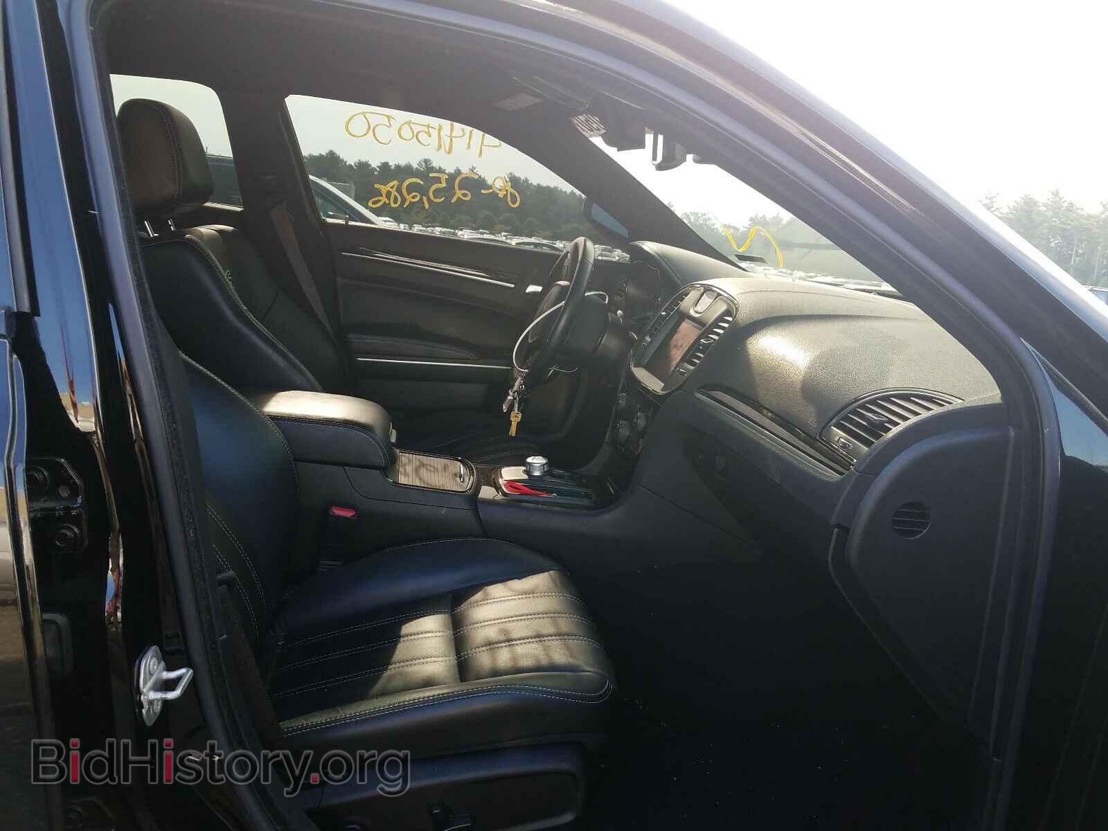2019 CHRYSLER 300 - VIN: 2C3CCAGG7KH649018 - Фото 5