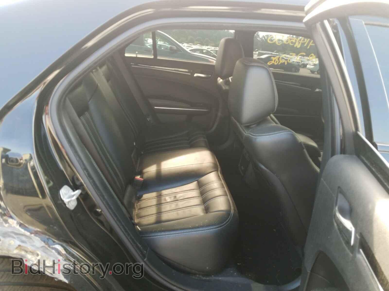 2019 CHRYSLER 300 - VIN: 2C3CCAGG7KH649018 - Фото 6