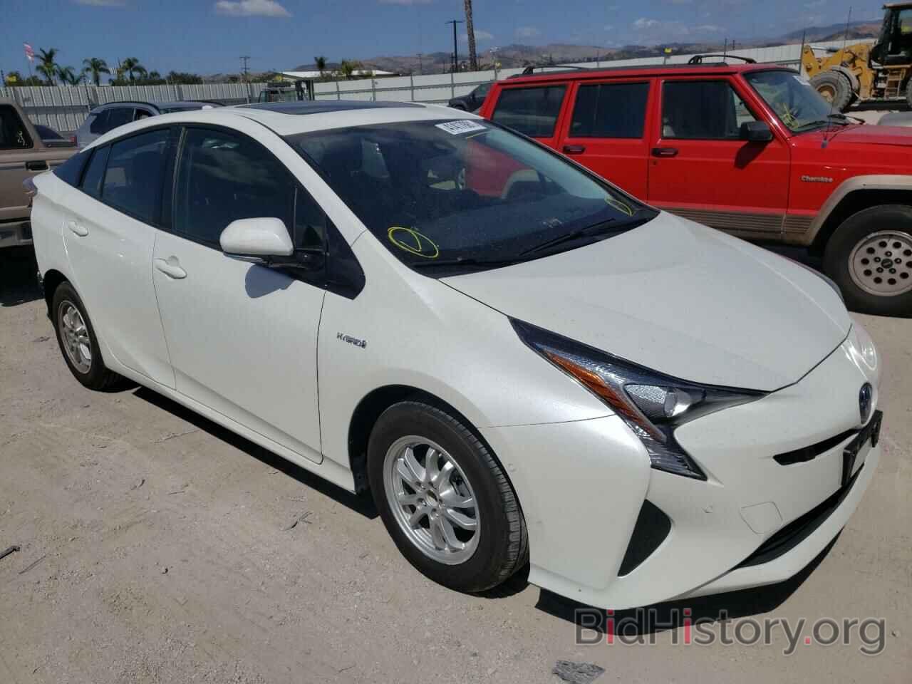 Фотография JTDKARFU3H3045352 - TOYOTA PRIUS 2017