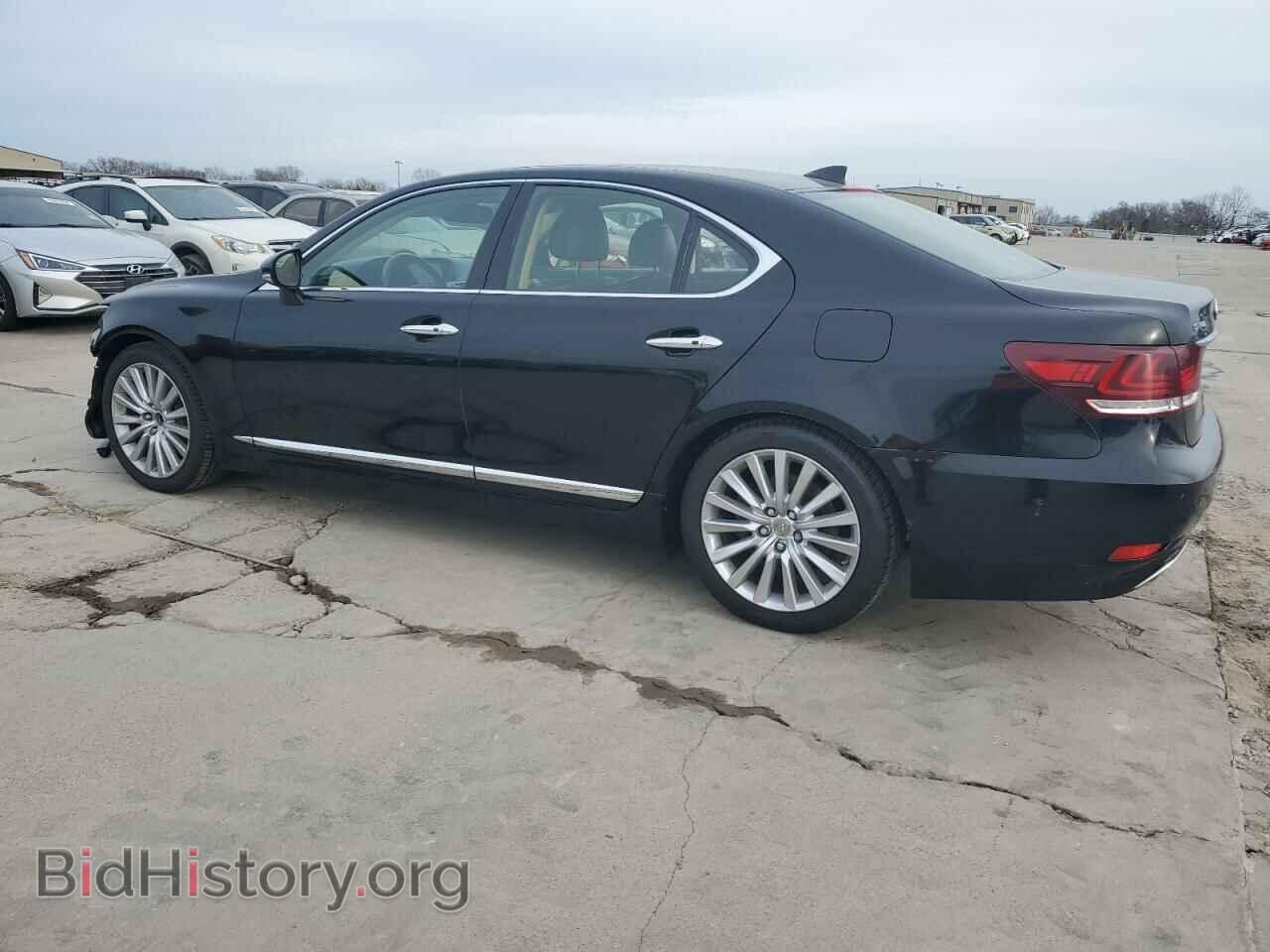 2014 LEXUS LS460 - VIN: JTHBL5EF6E5128200 - Photo 2