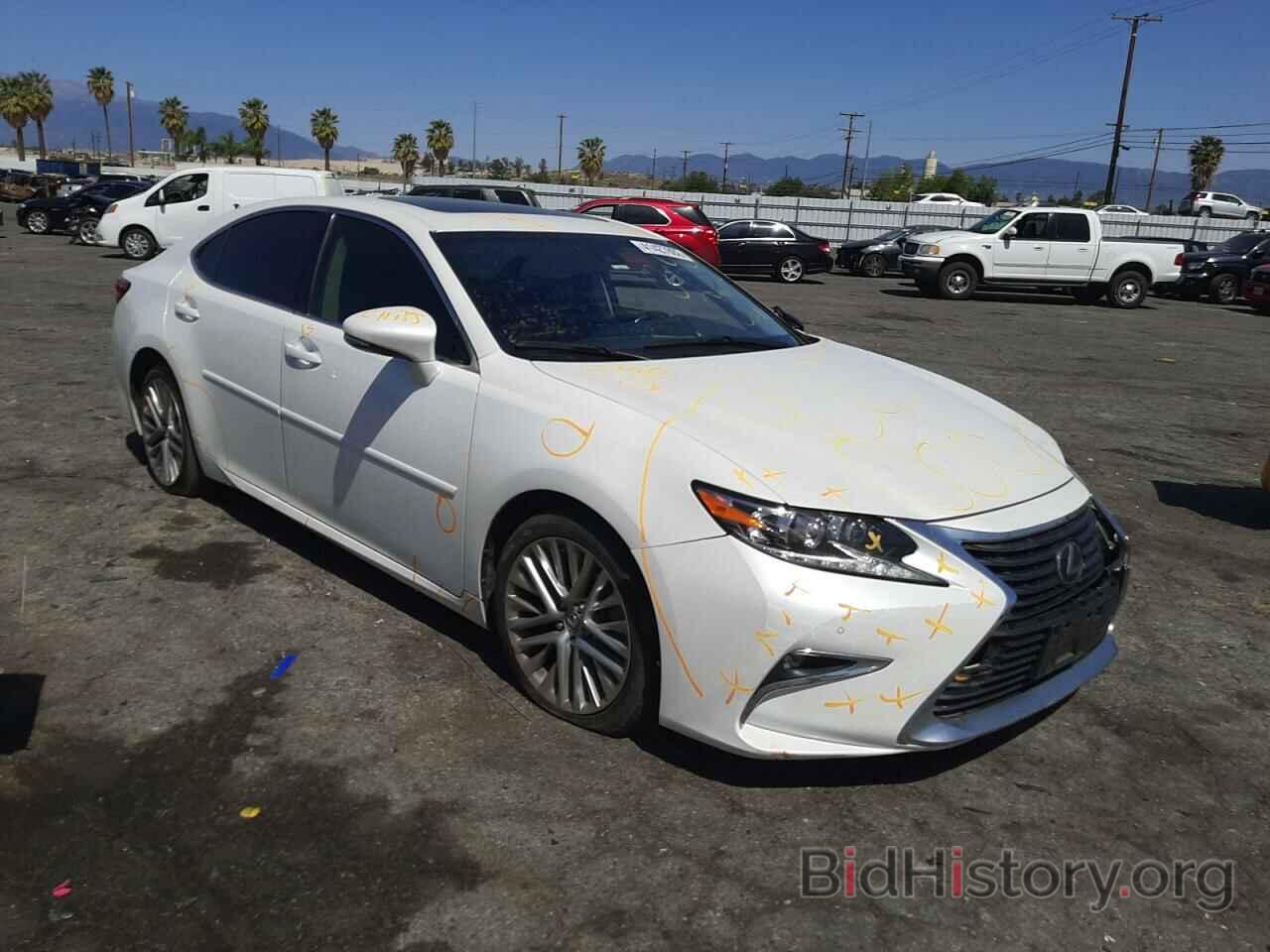 Photo JTHBK1GG2G2230227 - LEXUS ES350 2016