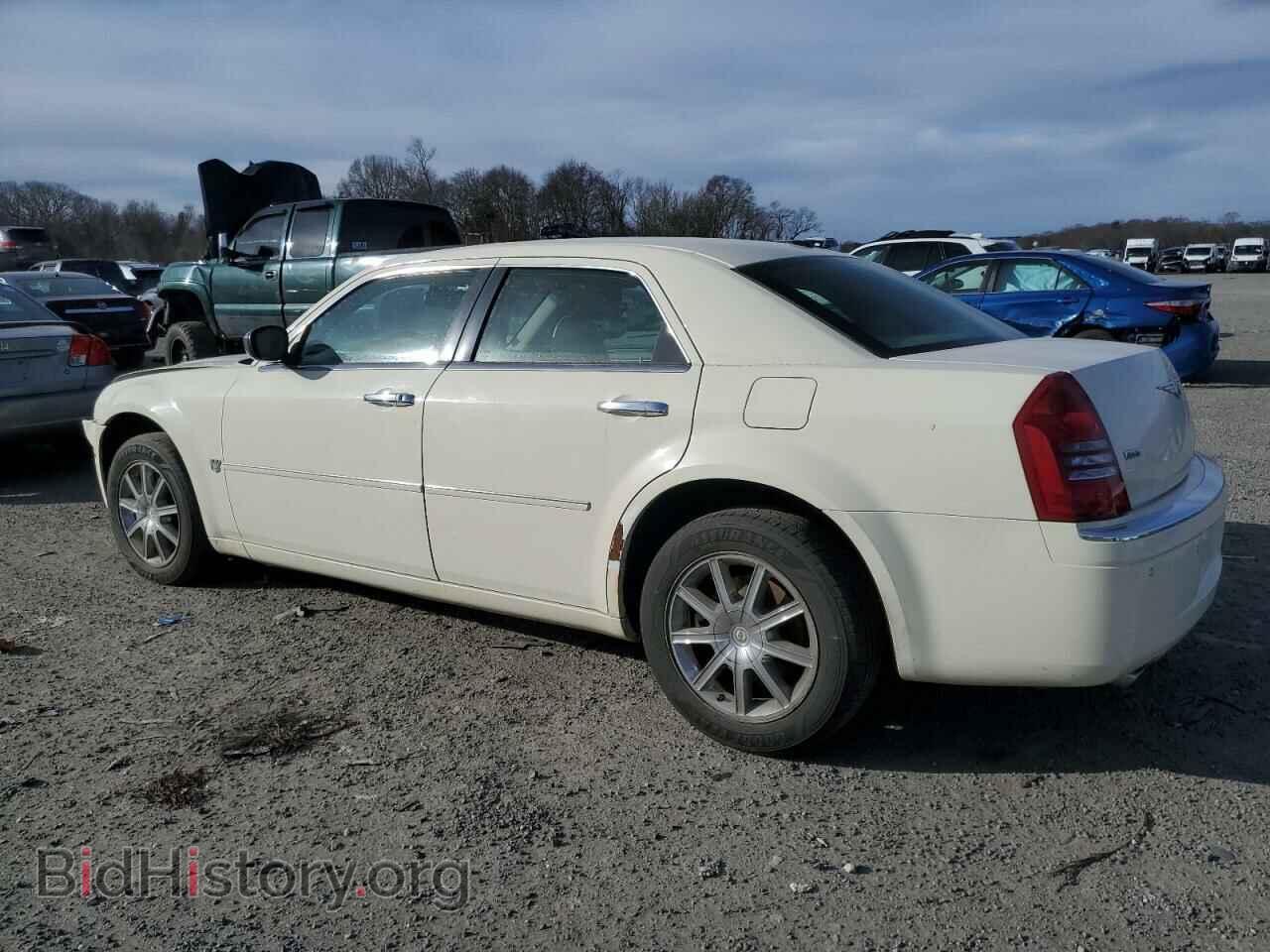 2007 CHRYSLER 300 - VIN: 2C3LK63H97H851736 - Фото 2
