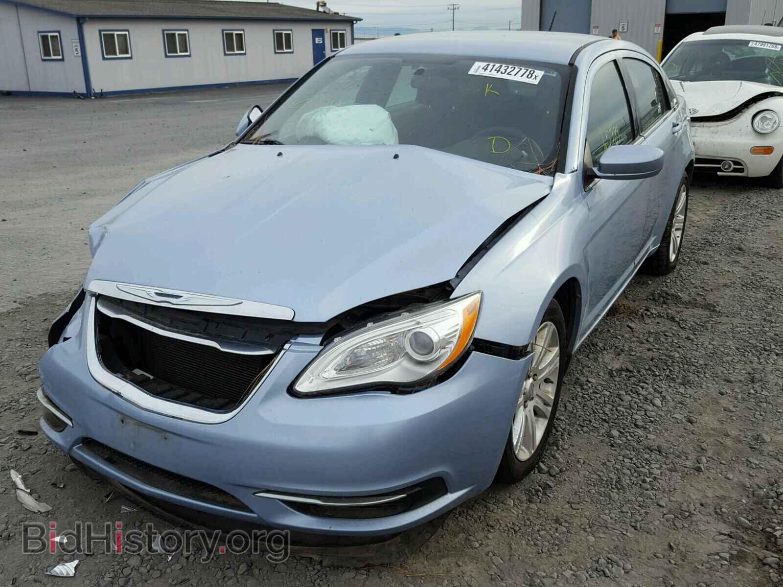 2013 CHRYSLER 200 - VIN: 1C3CCBAB6DN647855 - Фото 2