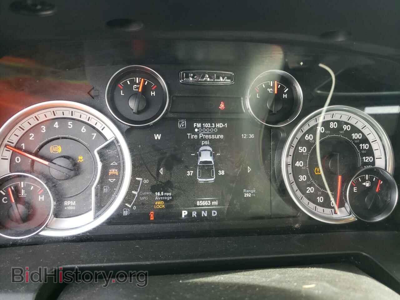 2018 RAM 1500 - VIN: 1C6RR7LG0JS258109 - Фото 9