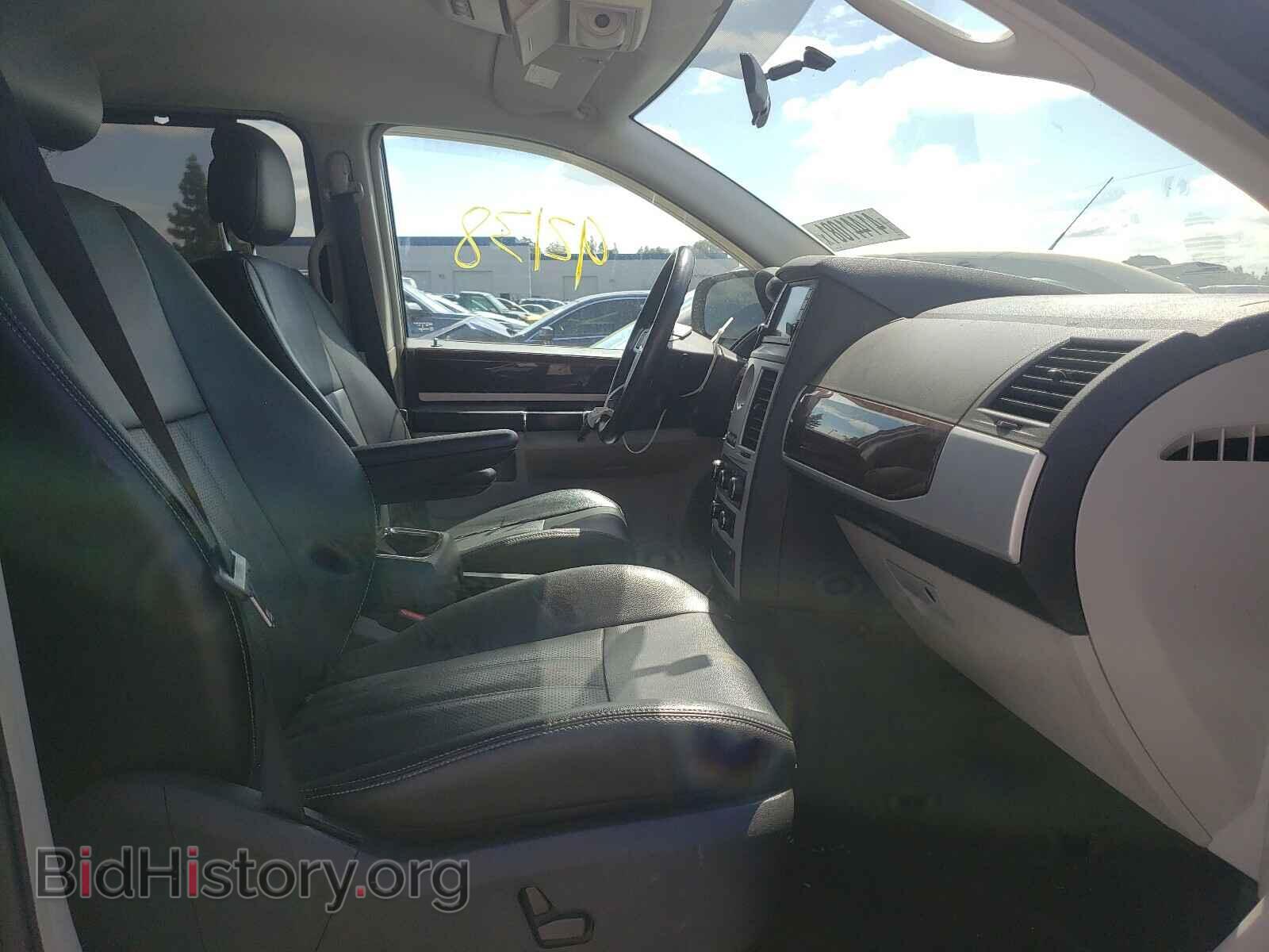 2010 CHRYSLER MINIVAN - VIN: 2A4RR8DX0AR427652 - Photo 5