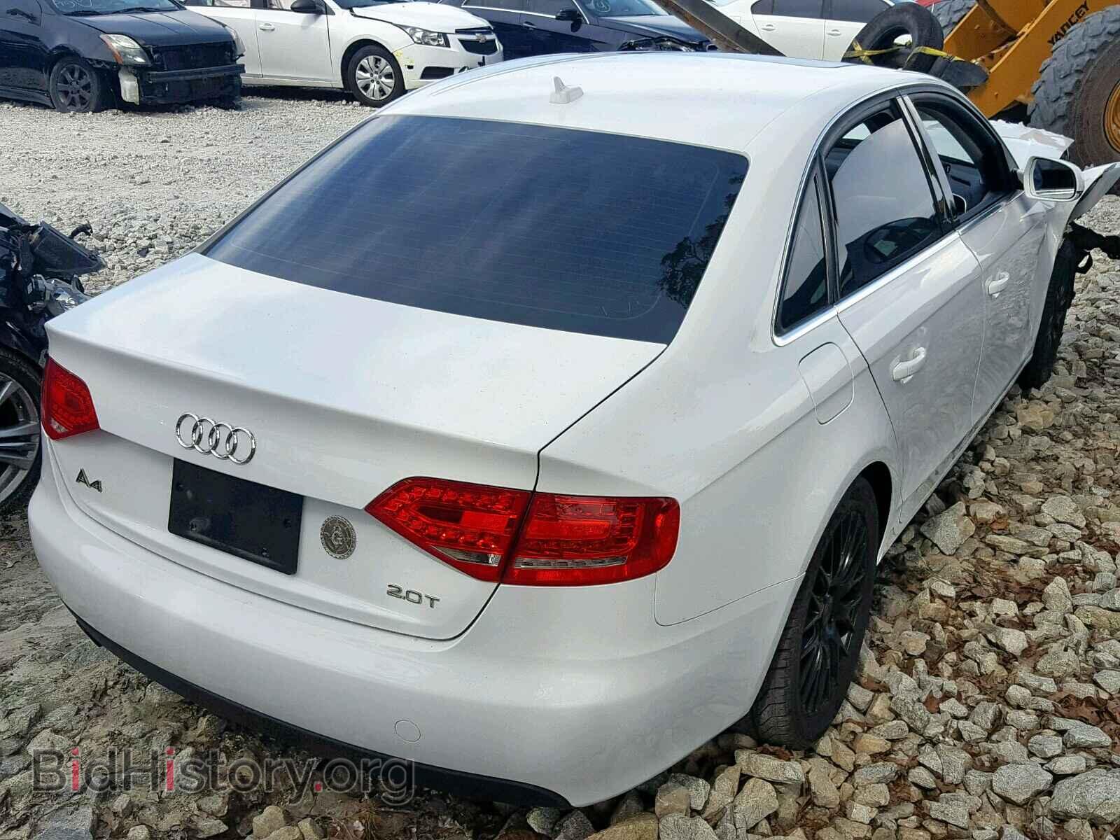 2012 AUDI A4 - VIN: WAUAFAFL6CN012989 - Photo 4
