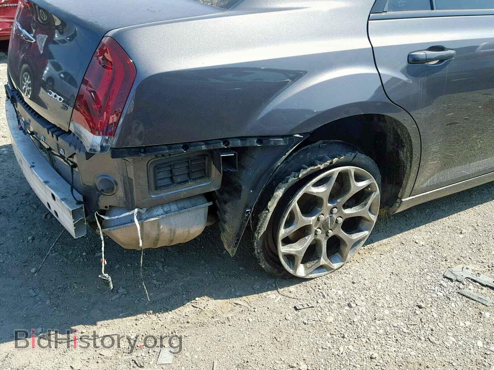 2016 CHRYSLER 300 - VIN: 2C3CCAGG7GH182836 - Фото 9