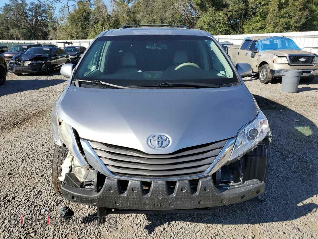 2011 TOYOTA All Models - VIN: 5TDYK3DC4BS039094 - Фото 5