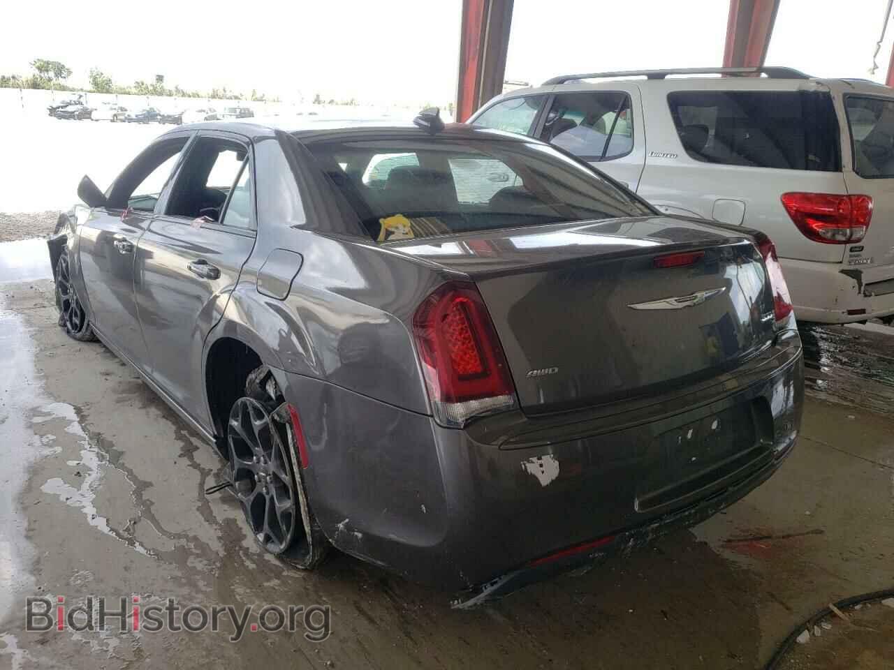 2019 CHRYSLER 300 - VIN: 2C3CCAGG4KH648411 - Photo 3