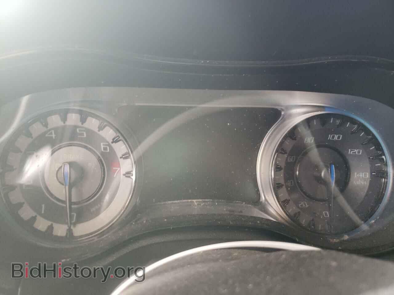 2019 CHRYSLER 300 - VIN: 2C3CCAGG4KH648411 - Photo 8