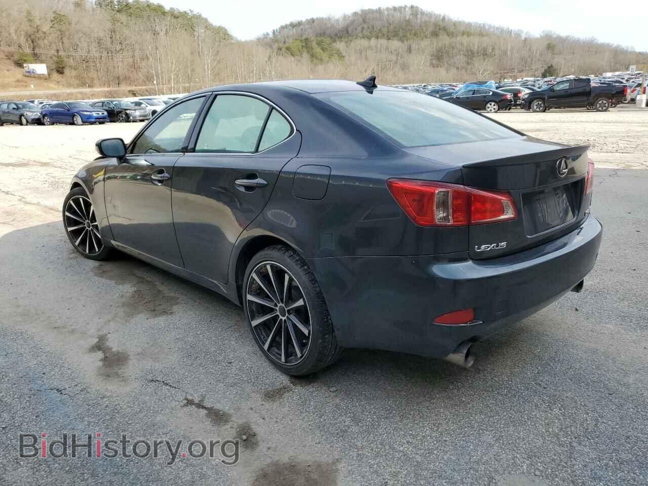 2011 LEXUS IS - VIN: JTHBF5C29B5137931 - Photo 2