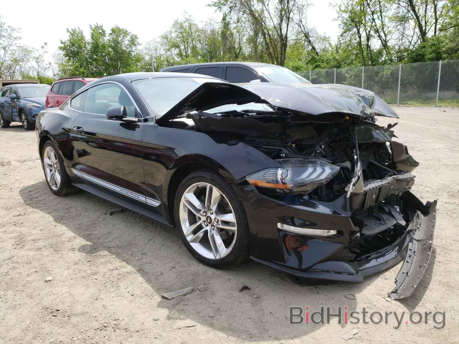 Photo 1FA6P8TH7J5126128 - FORD MUSTANG 2018