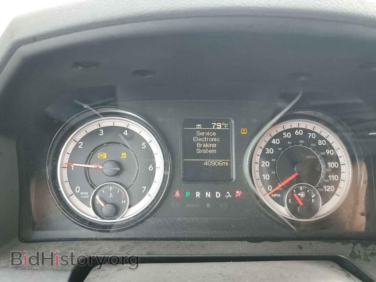 2018 RAM 1500 - VIN: 1C6RR6FG8JS322760 - Фото 9