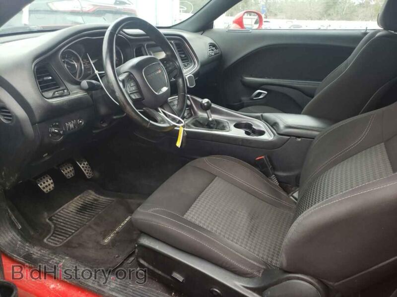 2015 Dodge CHALLENGER (VIN 2C3CDZAT0FH701225) — photo 7 of 12